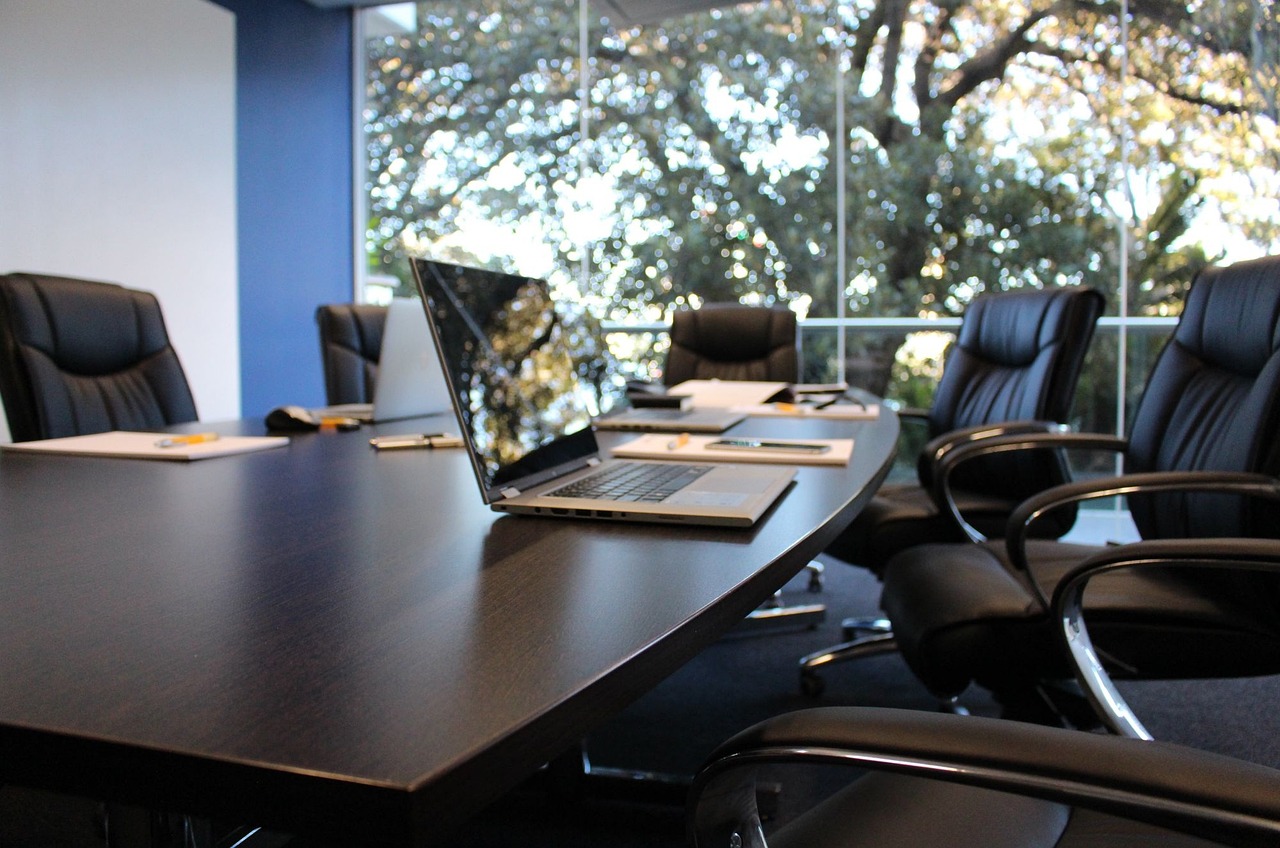 office-g2fb6e5551_1280